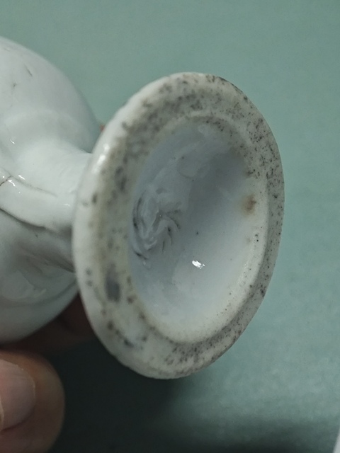 古玩陶瓷清晚民國時期德化窯白釉梅花高足杯拍賣,當前價格198元