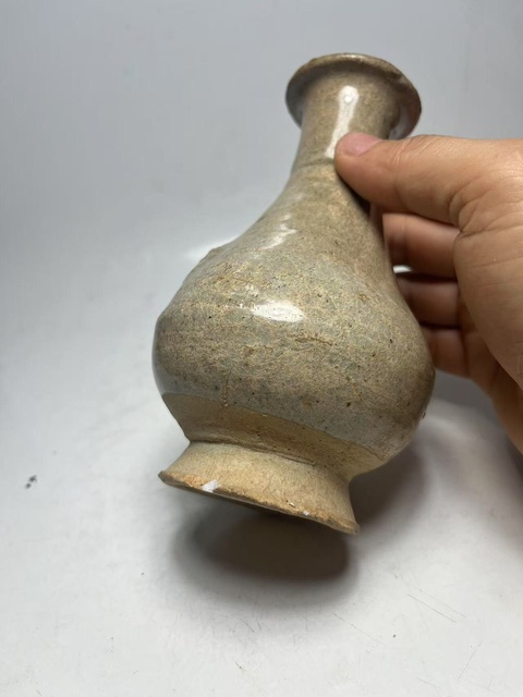 古玩陶瓷影青鋪首瓶真品鑒賞圖