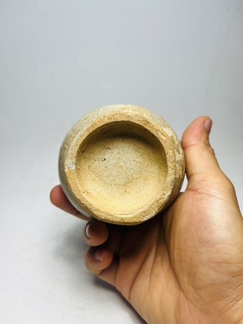 古玩陶瓷影青鋪首瓶真品鑒賞圖