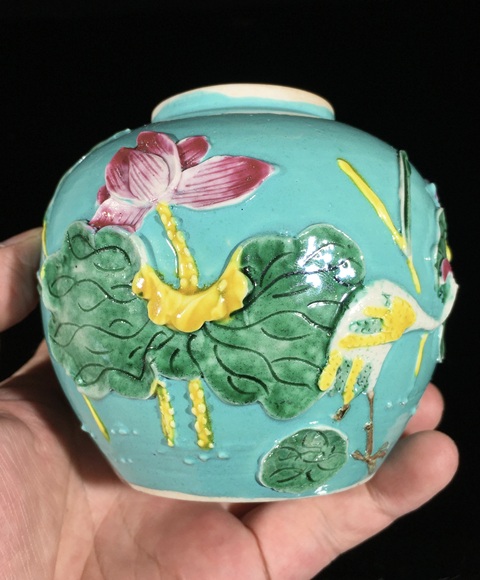 古玩陶瓷晚清素三彩一路連科紋罐真品鑒賞圖