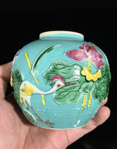 古玩陶瓷晚清素三彩一路連科紋罐真品鑒賞圖