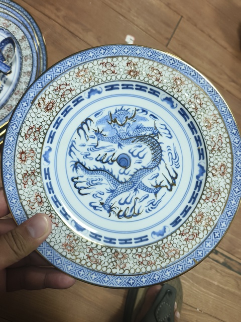 古玩陶瓷玲瓏瓷盤真品鑒賞圖
