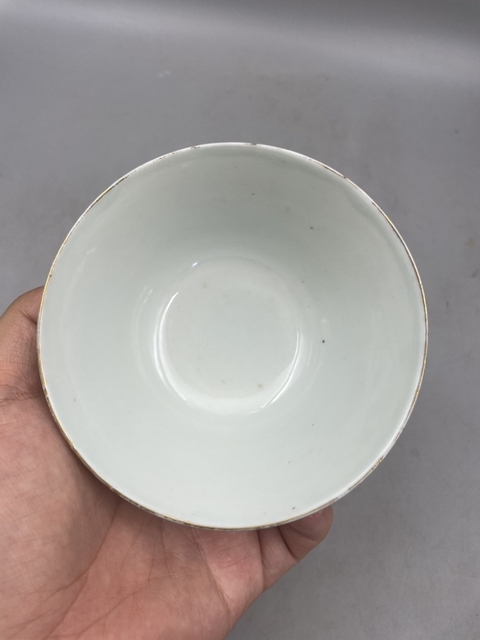 古玩陶瓷花卉紋杯真品鑒賞圖