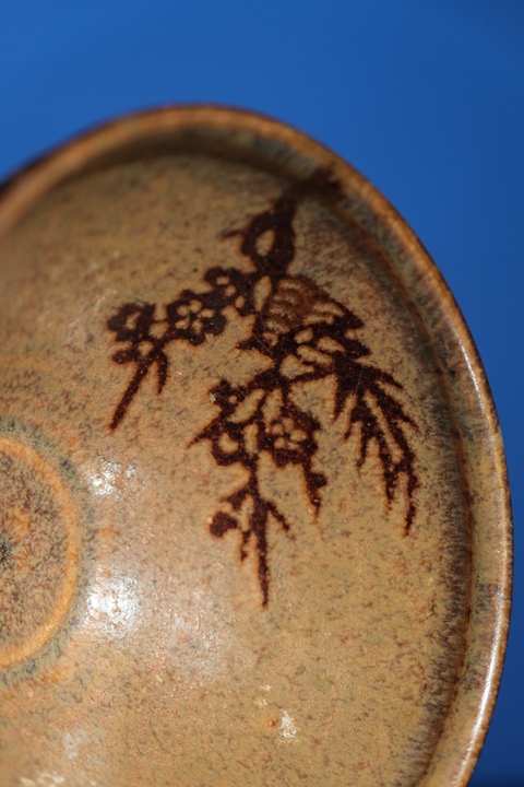 古玩陶瓷吉州窯梅花紋茶盞真品鑒賞圖