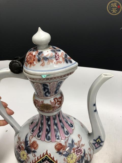 古玩陶瓷清·乾隆粉彩奶壺真品鑒賞圖