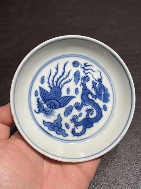 古玩陶瓷青花龍鳳紋盤真品鑒賞圖