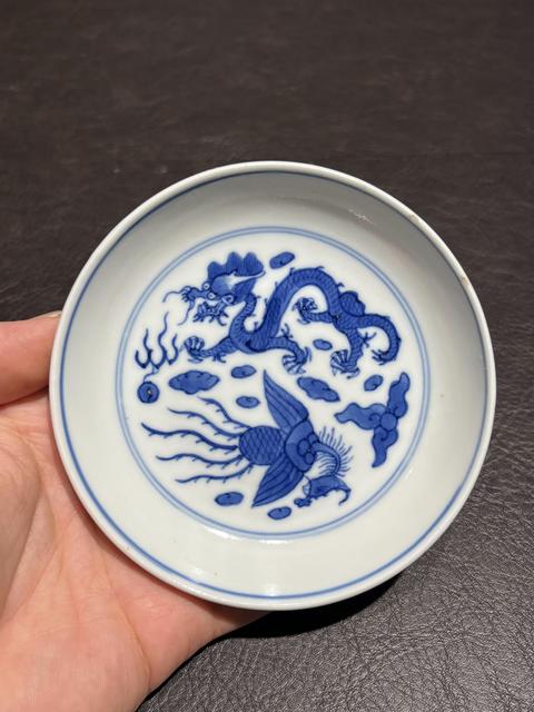 古玩陶瓷青花龍鳳紋盤真品鑒賞圖