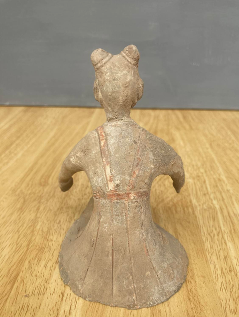 古玩陶瓷北朝仕女陶俑真品鑒賞圖