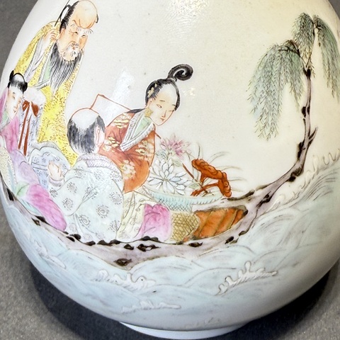 古玩陶瓷粉彩人物故事膽瓶拍賣(mài)，當(dāng)前價(jià)格5200元