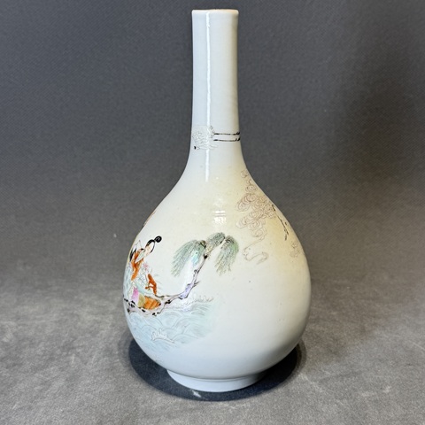 古玩陶瓷粉彩人物故事膽瓶拍賣(mài)，當(dāng)前價(jià)格5200元