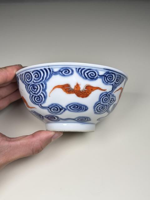 古玩陶瓷青花加彩洪福齊天紋碗真品鑒賞圖