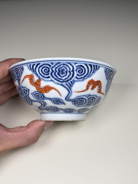 古玩陶瓷青花加彩洪福齊天紋碗真品鑒賞圖