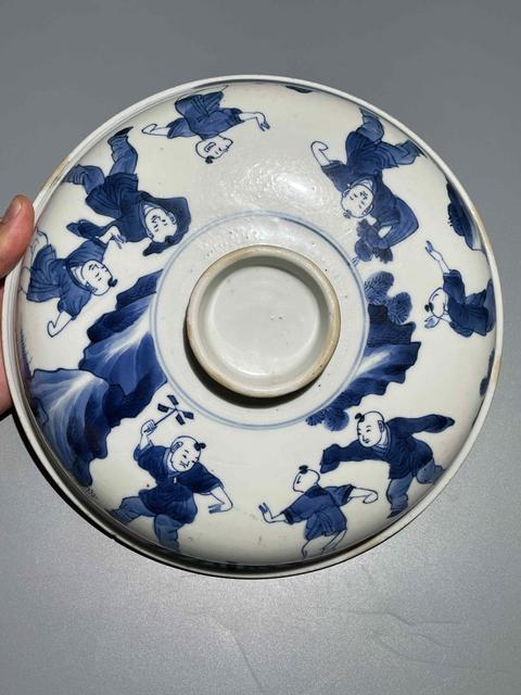 古玩陶瓷清代康熙青花人物大蓋缸真品鑒賞圖
