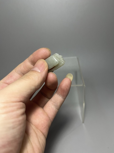 古玩陶瓷八方來財(cái)玉雕件真品鑒賞圖