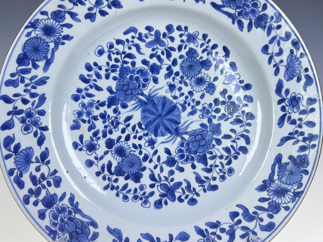 古玩陶瓷清康熙·青花花卉盤拍賣,當前價格168元