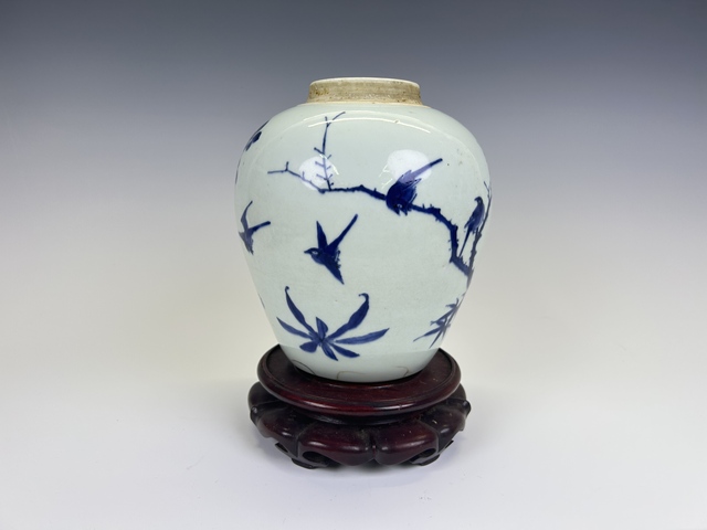 古玩陶瓷清早期·青花花卉花鳥罐拍賣,當前價格936元