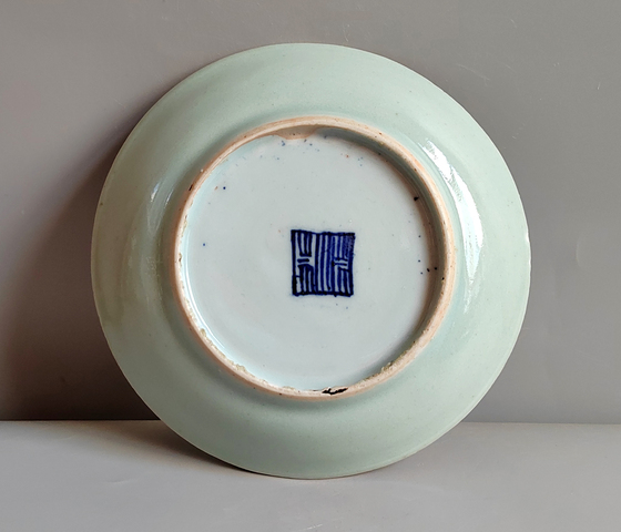 古玩陶瓷豆青釉盤真品鑒賞圖
