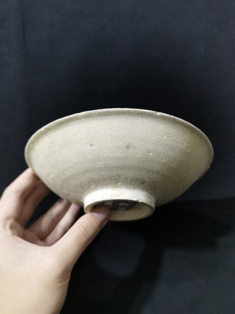 古玩陶瓷宋青白釉刻花盤拍賣,當前價格0元