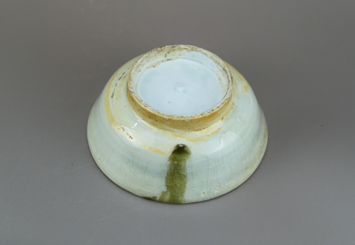 古玩陶瓷精品:元代影青釉綠彩茶碗(稀少品種)拍賣,當(dāng)前價(jià)格115元