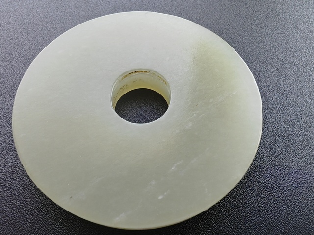 古玩玉器當(dāng)代·和田玉璧 真品鑒賞圖