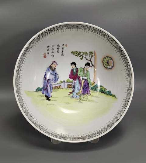 古玩陶瓷粉彩西廂記紋蓮子碗拍賣(mài),當(dāng)前價(jià)格3699元