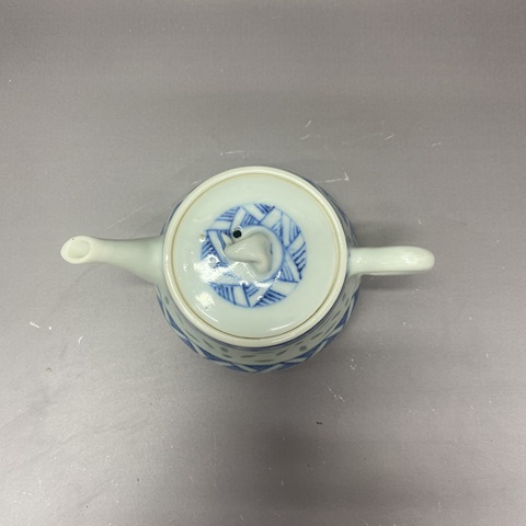 古玩陶瓷清晚期·玲瓏瓷青花執壺拍賣,當前價格1390元