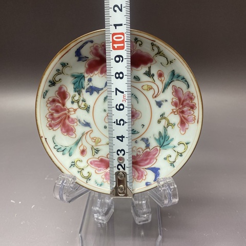 古玩陶瓷外紫金釉內粉彩花卉紋盤真品鑒賞圖
