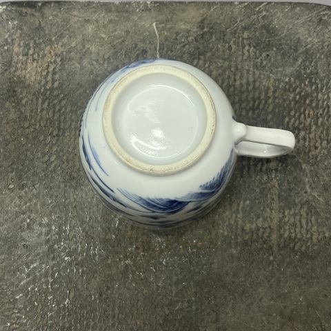 古玩陶瓷清乾隆·樓臺亭閣山水青花執杯拍賣,當前價格469元