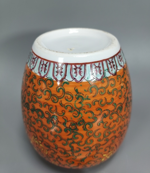 古玩陶瓷珊瑚紅粉彩花間壽字紋罐真品鑒賞圖