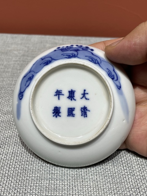 古玩陶瓷清代光緒青花人物紋印泥盒真品鑒賞圖