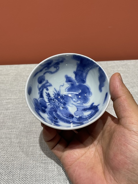 古玩陶瓷清代雍正青花過墻龍紋茶園真品鑒賞圖