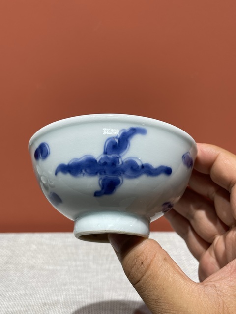 古玩陶瓷清代雍正青花過墻龍紋茶園真品鑒賞圖