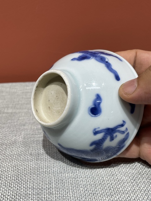 古玩陶瓷清代雍正青花過墻龍紋茶園真品鑒賞圖