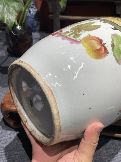古玩陶瓷民國粉彩博古紋賞瓶真品鑒賞圖