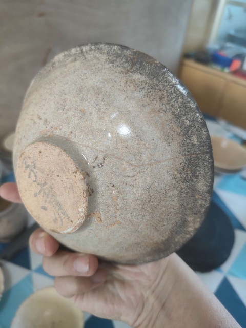 古玩陶瓷素面青花釉碗真品鑒賞圖