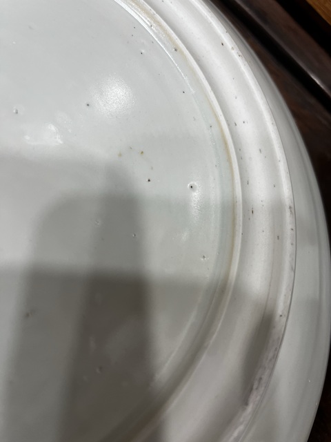 古玩陶瓷雙圈足山水紋青花盤真品鑒賞圖