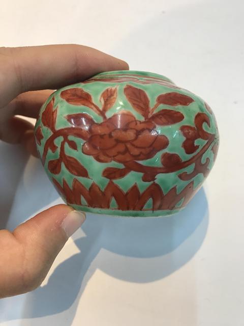 古玩陶瓷花卉紋水盂真品鑒賞圖