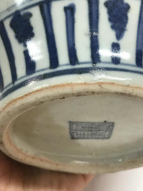 古玩陶瓷青花罐真品鑒賞圖