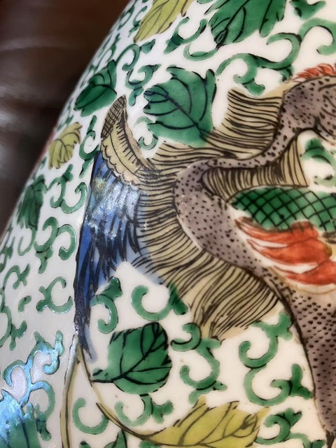 古玩陶瓷鳳凰牡丹紋五彩觀音瓶真品鑒賞圖