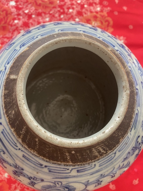 古玩陶瓷青花淡描花卉紋蓋罐拍賣，當前價格1800元