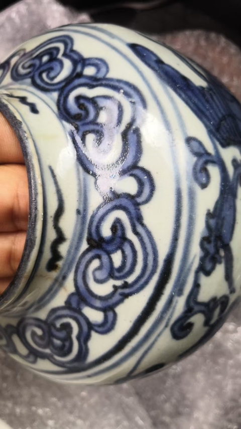 古玩陶瓷鳳紋青花罐真品鑒賞圖