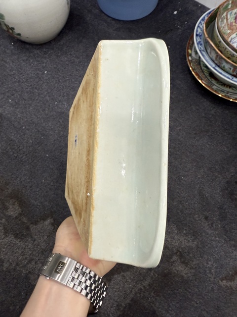 古玩陶瓷青花山水人物紋四方折沿盤拍賣,當前價格4300元