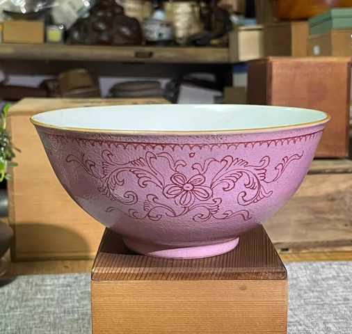 古玩陶瓷嘉慶胭脂紅釉胭脂紅彩碗真品鑒賞圖