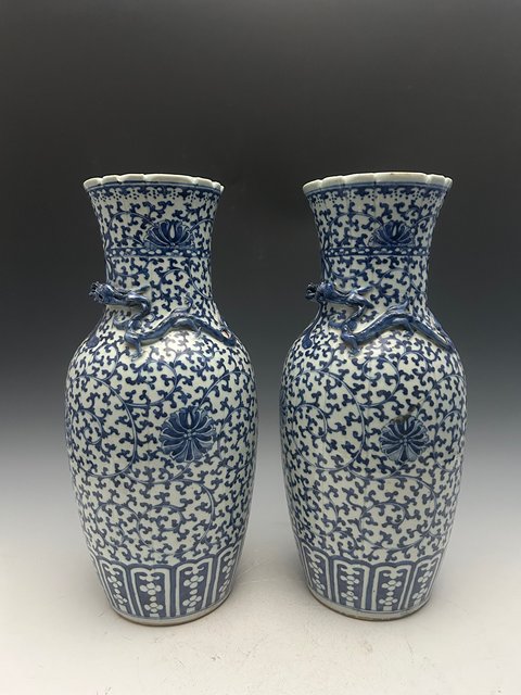 古玩陶瓷清中期·青花包袱瓶一對真品鑒賞圖