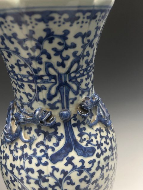 古玩陶瓷清中期·青花包袱瓶一對真品鑒賞圖