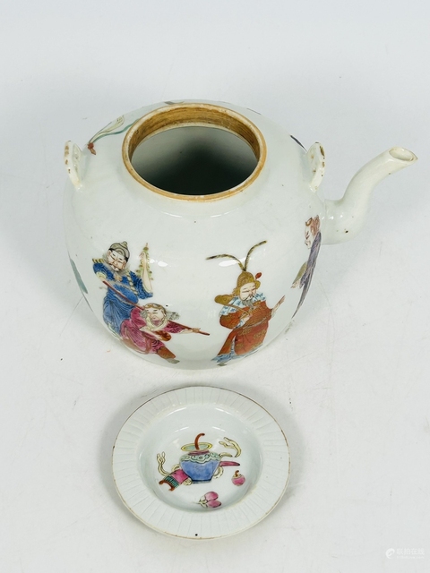 古玩陶瓷粉彩進寶圖提梁壺真品鑒賞圖