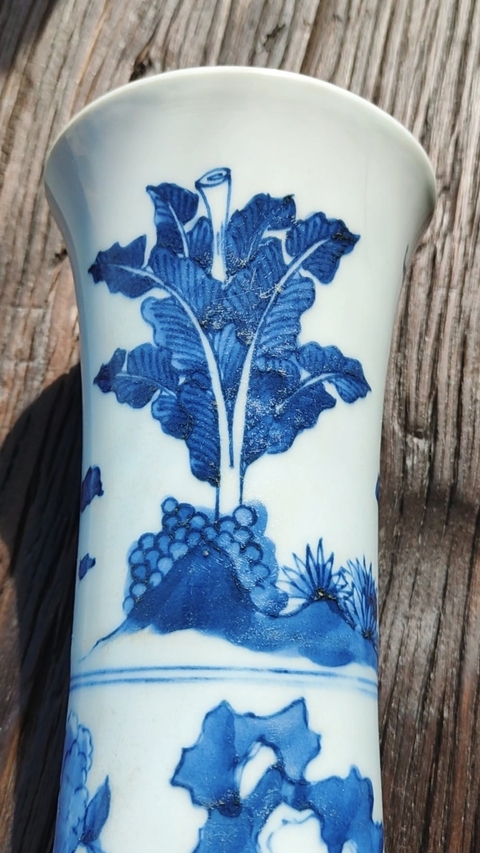 古玩陶瓷麒麟紋青花花觚真品鑒賞圖