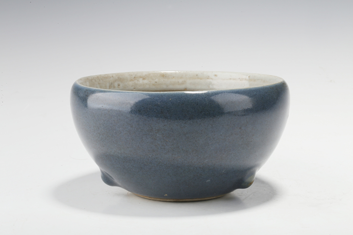 古玩陶瓷清中晚·霽藍釉缽式爐真品鑒賞圖