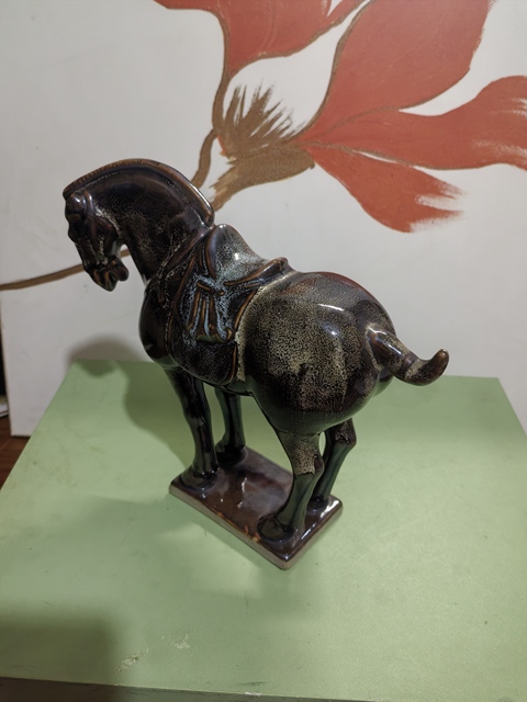古玩陶瓷立馬俑真品鑒賞圖