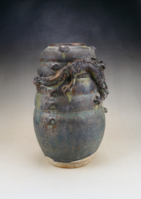 古玩陶瓷精品:宋元西壩窯黑釉貼塑龍紋罐(收藏品質)拍賣,當前價格1元